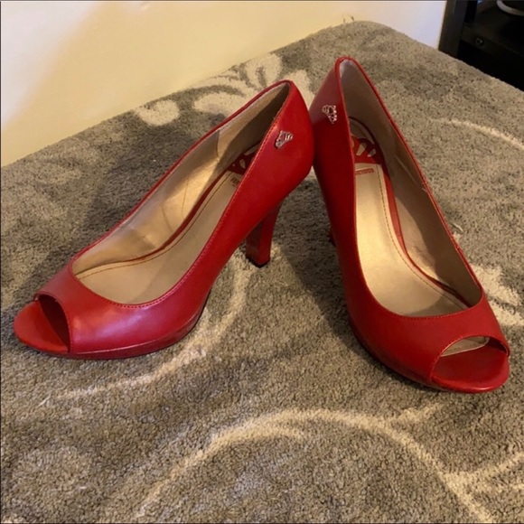 Fergalicious Shoes - 👋 Fergalicious red pump heels